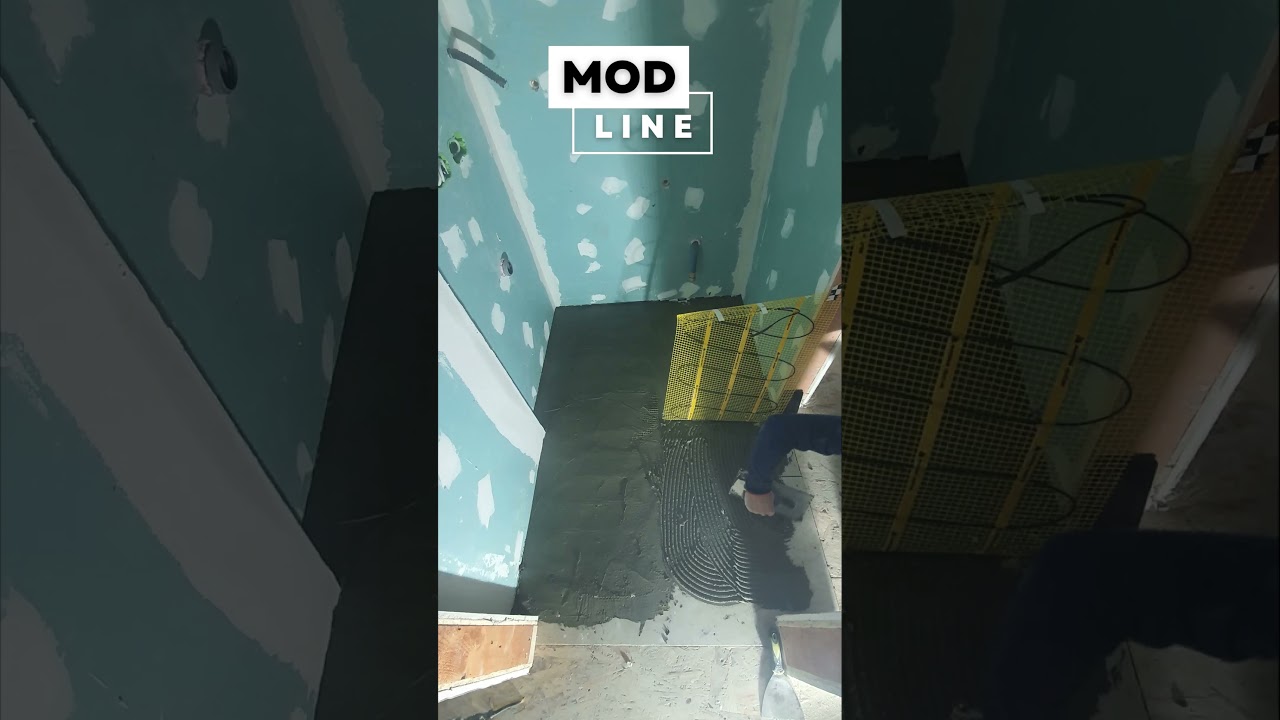 Montăm încălzirea electrică sub gresie.