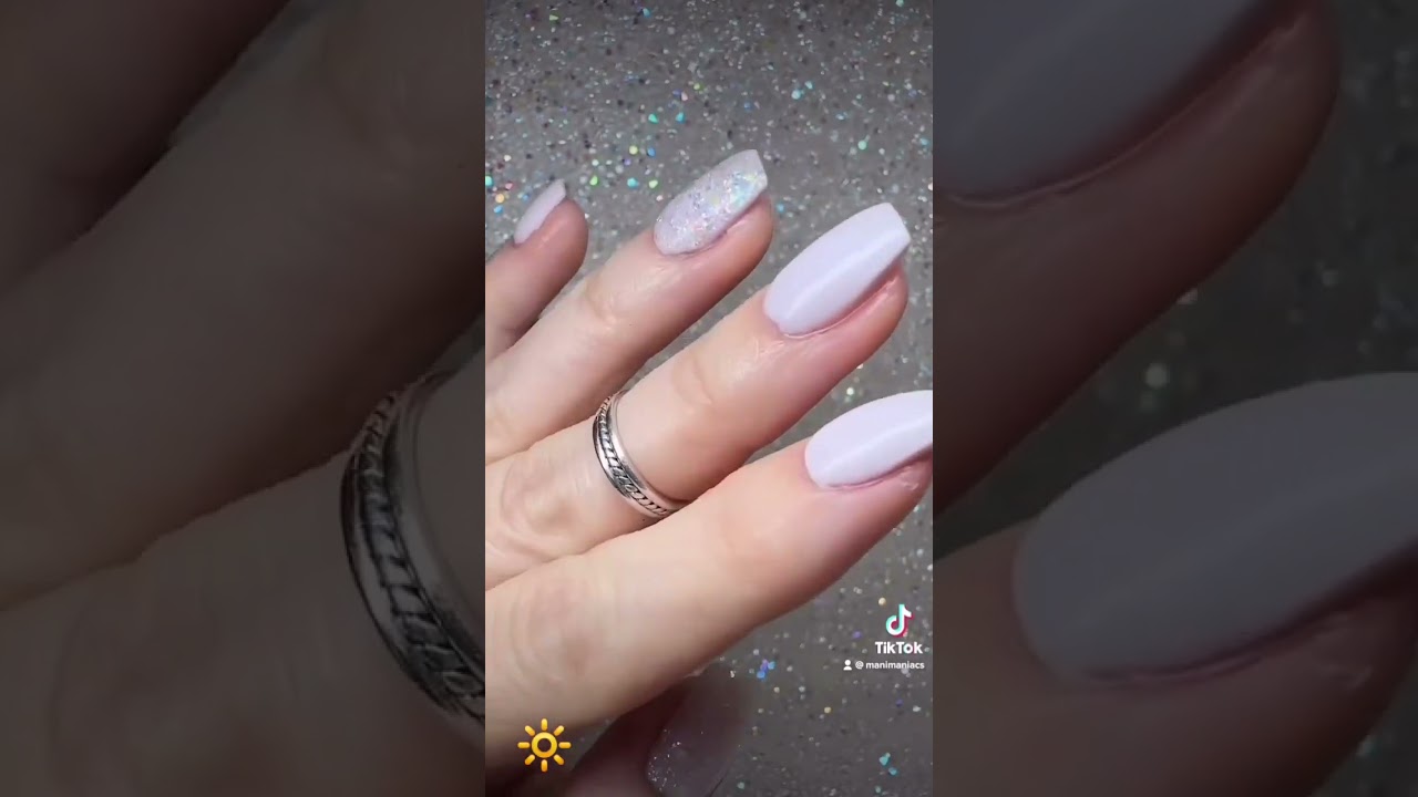 Magical Sun Change Dip Powder Mani!