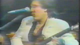 Satisfaction / Purple Haze - Live in Vienna 1987 by Jose Feliciano