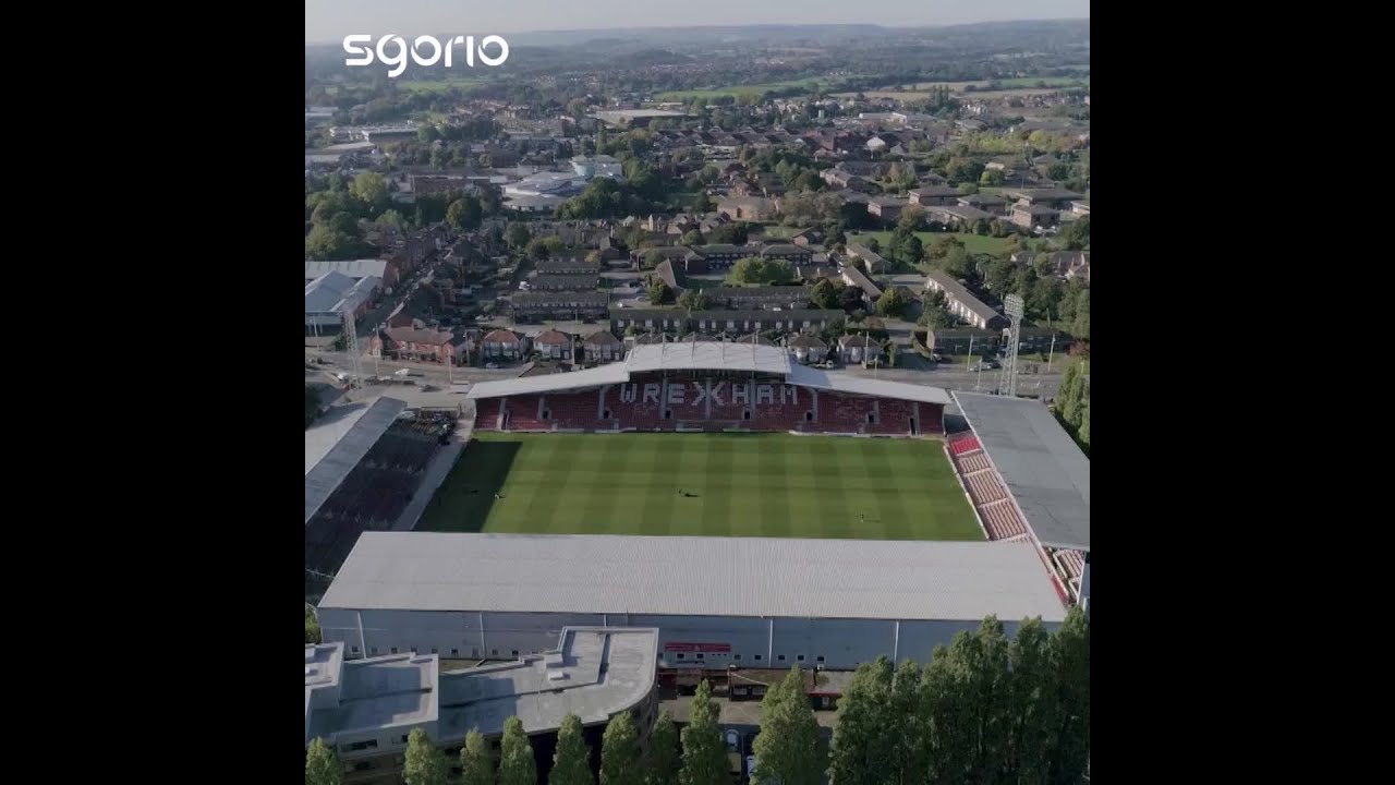 Cymru 4-1 Lloegr | Atgofion Mike England