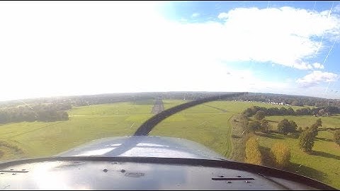 C152 - Approach and landing at Fairoaks (EGTF)