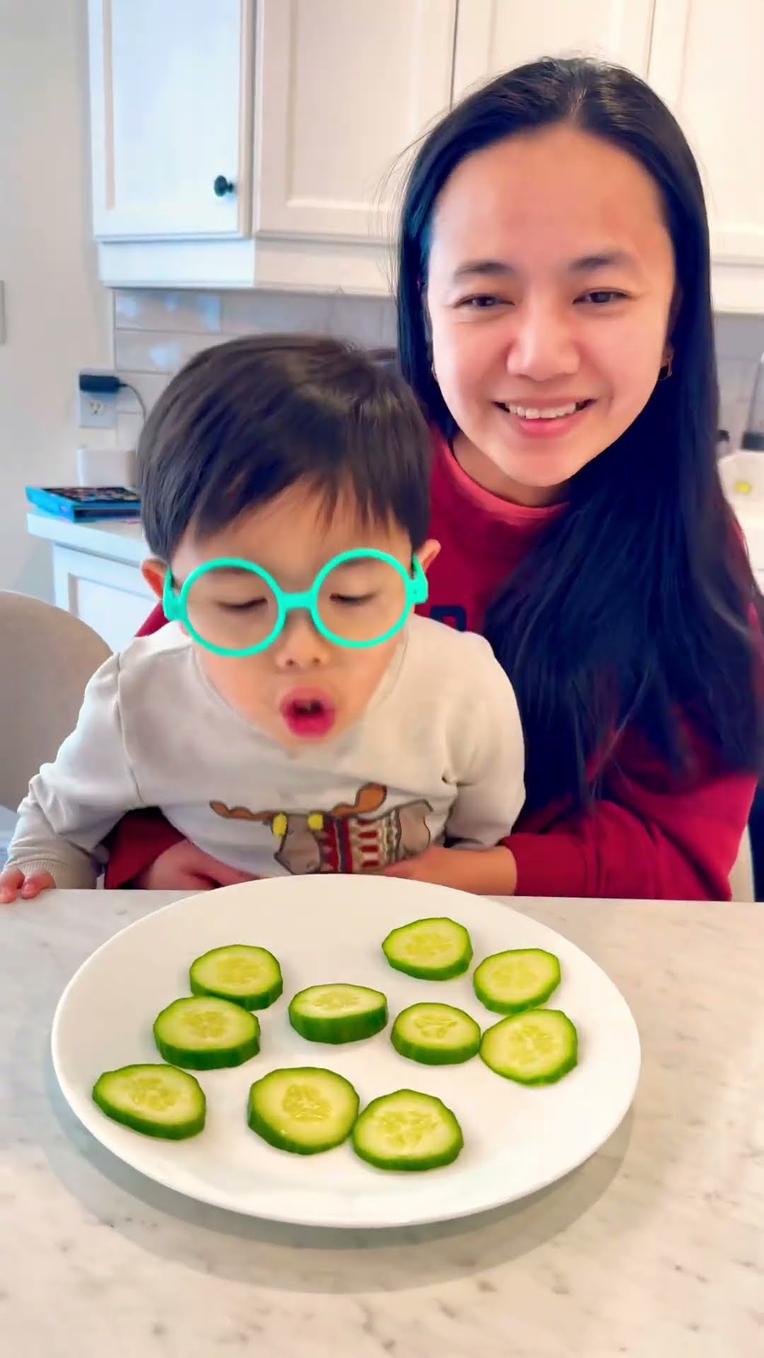 Cute kid is not fan of mom’s kiss ????❤️??