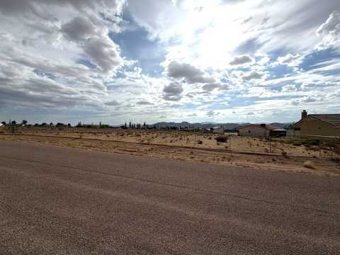 9949/9957 N Mano Drive, Kingman, AZ home video tour