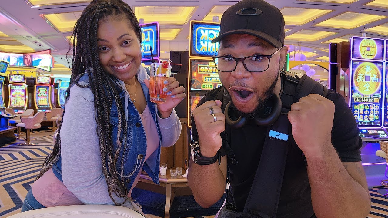 Only Playing Slot Machines We've Won HUGE On LIVE!!