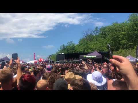 Chelsea Grin wall of death.