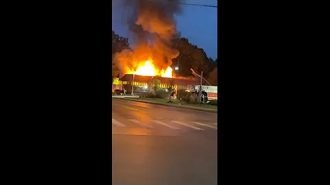 Gold Star Chili in Hartwell goes up in flames, dee...