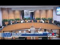 Shreveport resident uses song at city council meeting to highlight overgrown grass and street issues