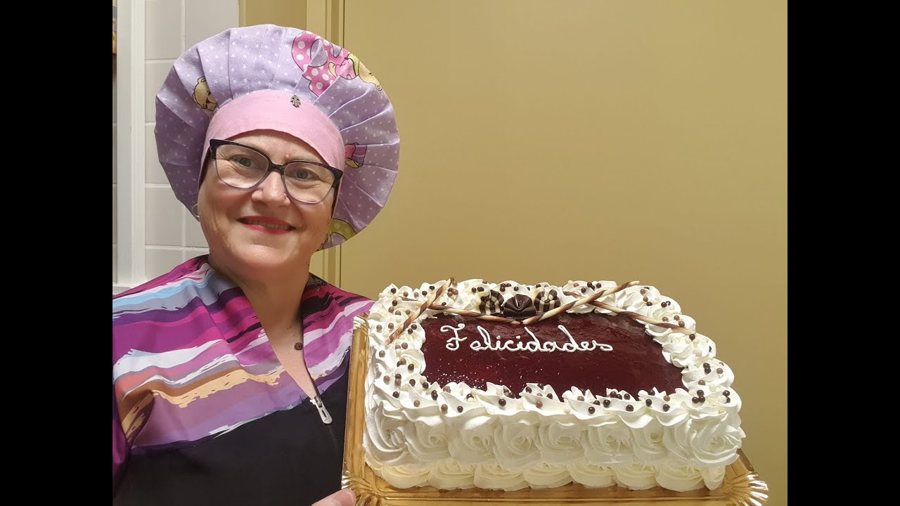 Tarta de Frutos Rojos y Nata