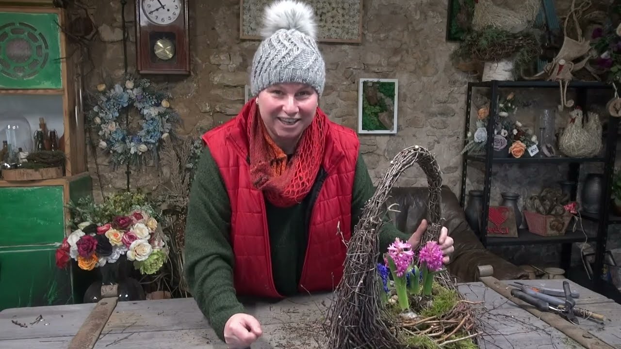 Koszyk z witek brzozy.