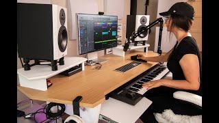 Elite SitStand Studio Desk | Improved Workflow