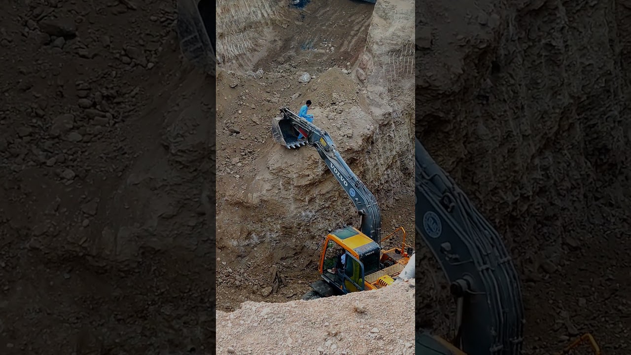 danger situation Karimabad underpass  Latest Update l Street in Karachi | Street View |