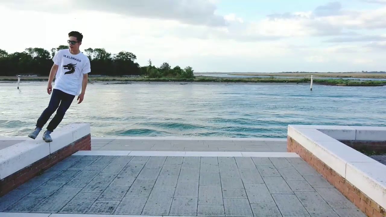 Shuffle compilation (around Venice) YouTube