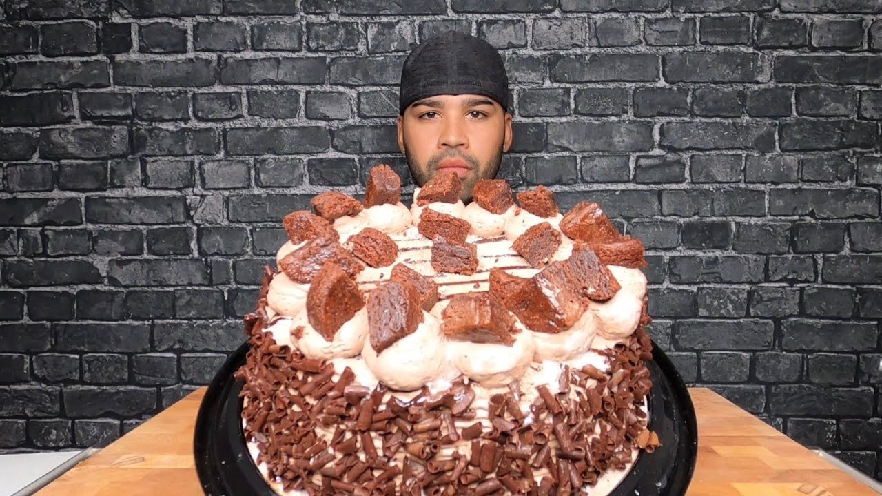 (АСМР) Шоколадный брауни-торт-мороженое Мукбанг