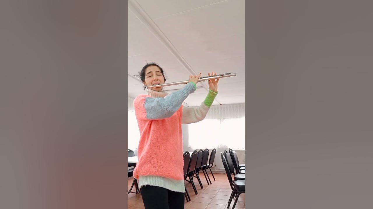 Öyle bir yerdeyim ki.. Öyle bir yerdeyim ki..