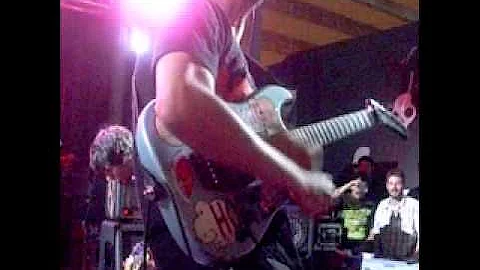 Tom Morello Solo during 'Promenade'