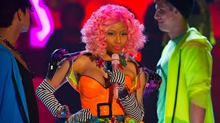 Nicki Minaj - Super Bass (The Victoria's Secret Fashion Show 2011)