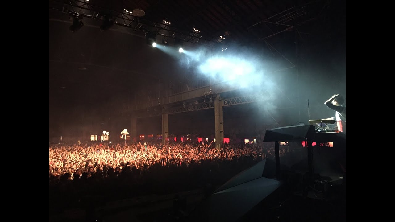 Rone - Parade [LIVE] Nuits Sonores 2015 16.05.15 - YouTube