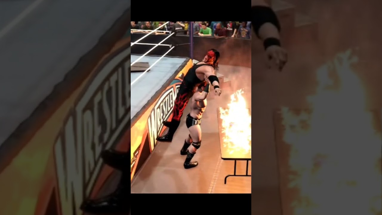 Sheamus Destroy Kane 😱😱