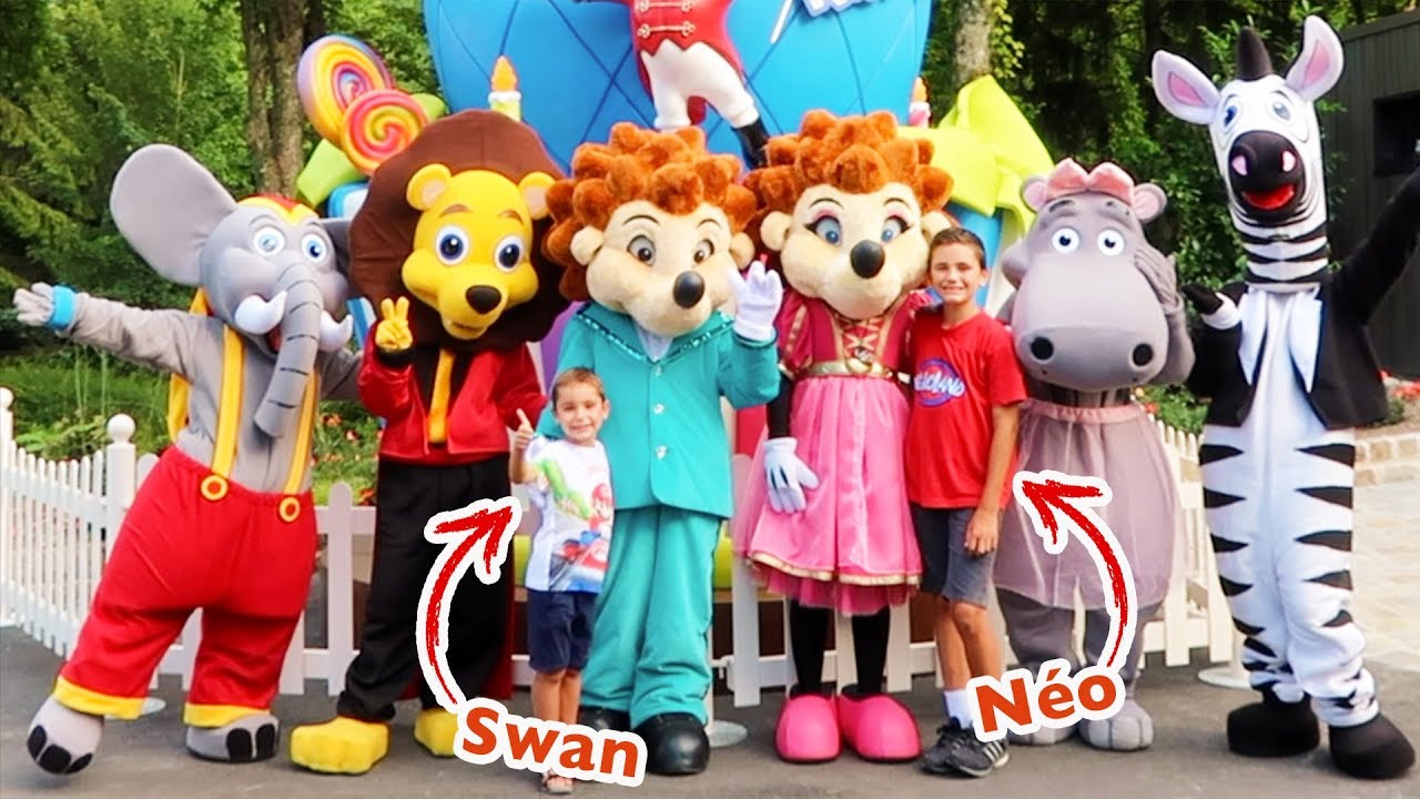 VLOG - CHASSE AUX MASCOTTES À NIGLOLAND !