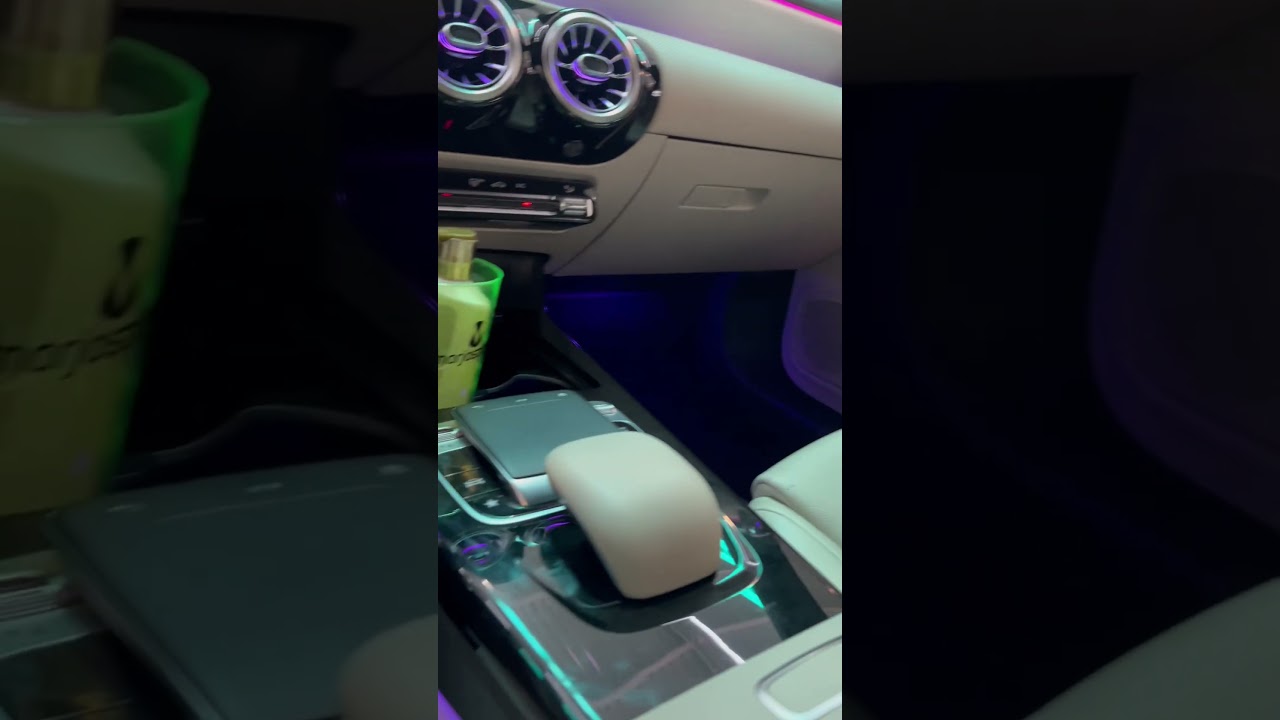 Mercedes A200 | 2020 - Iluminação MultiColor - ArtsomAuto