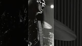 Dark Techno Session – KISS Inspired Shadows