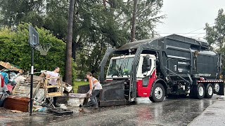 Bulky Item Cleanup 2024: Universal Waste Systems