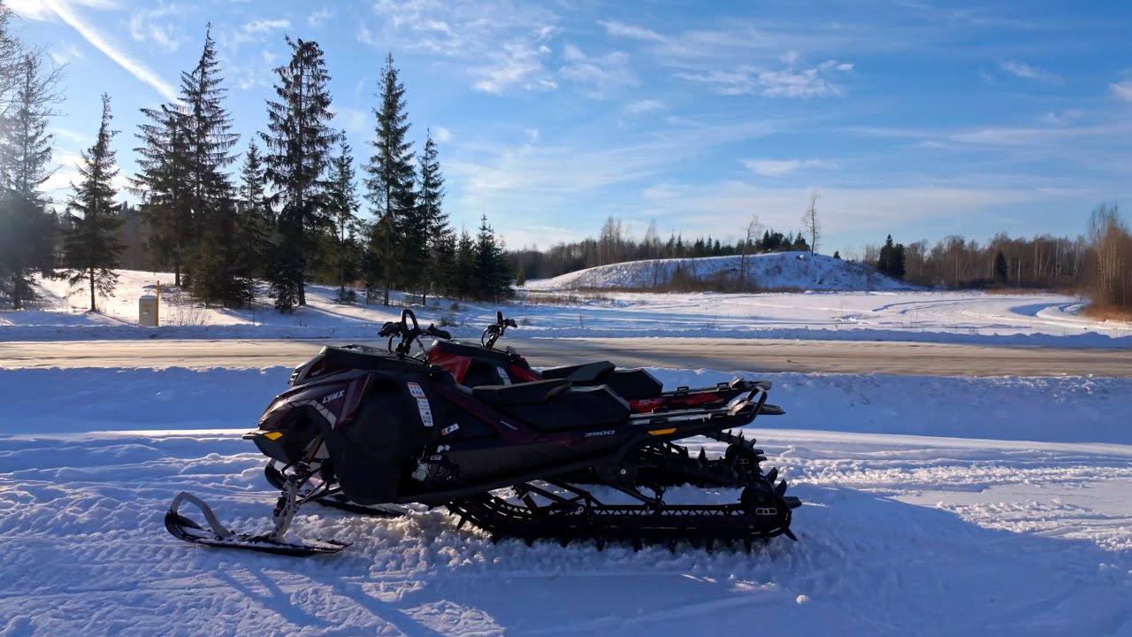 Mootorkelkudega sõitmas