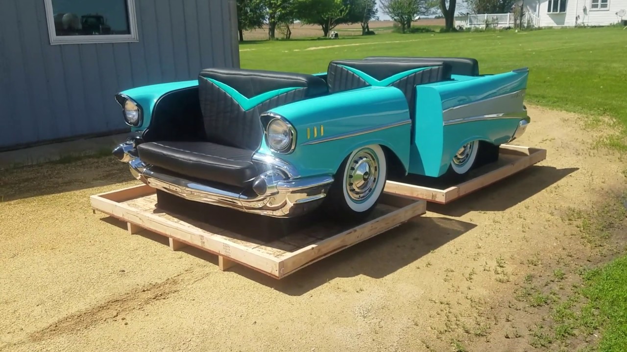 Car theme restaurant diner booth – Disney Sci-Fi Dine-In Theater Style