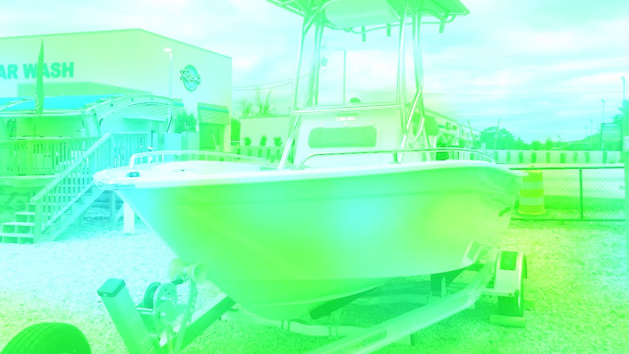 Cape Horn 17 - N44796