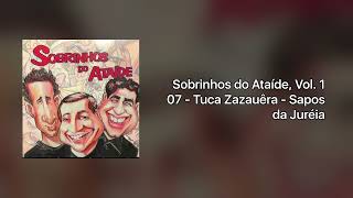 Sobrinhos do Ataíde - Volume 1 (1997 - CD Completo)
Prepare-se para uma viagem nostálgica com o som irreverente, autêntico e cheio de bom humor dos Sobrinhos do Ataíde! Neste vídeo, você confere o álbum completo da banda que marcou época com seu estilo único, misturando rock, sátira e muita personalidade.
Ouça todas as faixas na sequência original e reviva (ou descubra) os grandes momentos dessa obra que conquistou fãs em todo o Brasil. Seja pela crítica social, pelas letras sarcásticas ou pela energia contagiante, esse CD é uma verdadeira joia da música nacional alternativa.
💬 Deixe nos comentários qual é sua faixa favorita e compartilhe com quem também é fã dos Sobrinhos do Ataíde!
#SobrinhosDoAtaíde #CDCompleto #RockNacional #Anos90 #MúsicaBrasileira
00:00 Top de Ois
00:38 Péterson Foca Entrevista
02:26 Tubaína
03:43 Málaco Express
04:31 Mano Vladimir - Ônibus
06:15 Pequeno Wilber - Dr. Enéa
08:30 Tuca Zazauêra - Sapos da Juréia
09:18 Péterson Foca - Debate de Conselho
11:16 Unigrub
12:23 Herbalofo
14:28 Capitão Gemada - Shopping Center
16:54 Sêo Gilmar e Marquinho - Computador
19:10 Spertoman - Poderosa Isa
21:48 Péterson Foca - Pantanal
23:53 Desculpas Sinceras
25:58 Térmas de Santa Rita
28:09 Irmãos Benson
30:57 Pequeno Wilber - Engenheiros
32:58 Dia da Comunicação
34:19 Capitão Gemada - Carta para Super Amigos
36:43 Xiitas Até a Morte
38:26 Tuca Zazauêra - Exposição O Nada
40:10 Péterson Foca - Bahia
42:27 Ab-Dominator
43:54 Waleska Cristina & Cléverson Mariano - Cantada
45:55 Péterson Foca - Chile
47:47 Xiitas e Inimigos
49:23 Telefonista, Obrigado
50:42 Spertoman - Spertombre
52:45 Pequeno Wilber - Walter
55:24 A Claque
57:25 Péterson Foca - França
59:15 Sêo Marquinho e Gilmar - Pizza Shut
1:00:58 Fumas Grill
1:01:50 Fosformol
1:03:47 Waleska Cristina & Cléverson Mariano - Coisa Cabeça
1:05:59 Péterson Foca - África
1:07:59 Pinóculos, o Boneco de Pau de Óculos
1:09:57 Top de Tchaus Sobrinhos do Ataíde - Volume 1 (1997 - CD Completo)