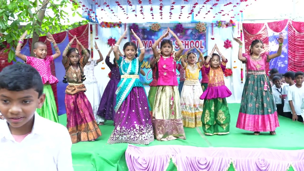 Performance from Divya High School Sports Day 2025–26. 2E1