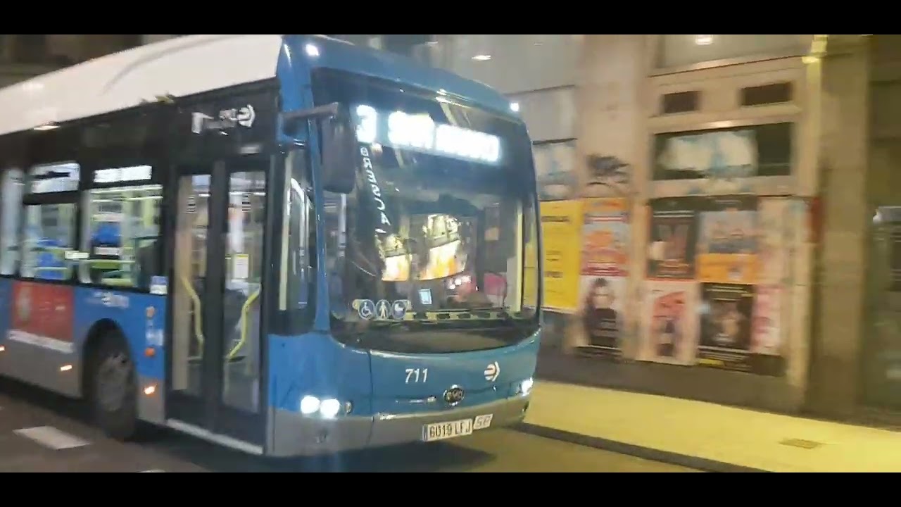 Here is the EMT bus 711 on the number 3 in Madrid Wednesday 21 December ...