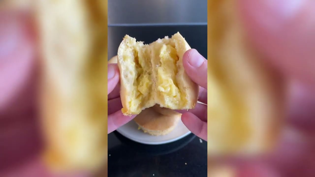 Citroen-custard cakejes zelf bakken: smeuïg, fris & super makkelijk