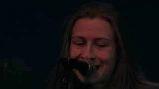 Carrie White - Animal