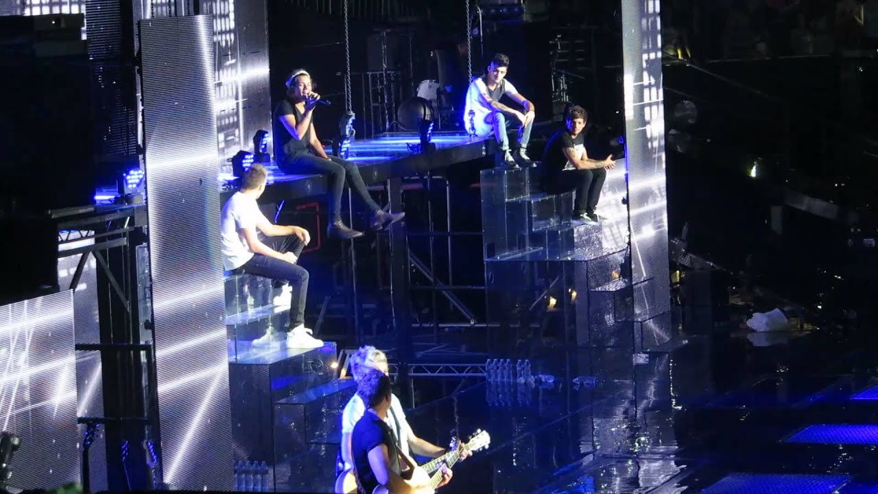 Little Things Kansas City 19.7.13 Louis and Harry's Lyric change.