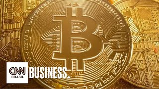 Bitcoin derrete e chega a menor patamar em dois anos | JORNAL DA CNN screenshot 1