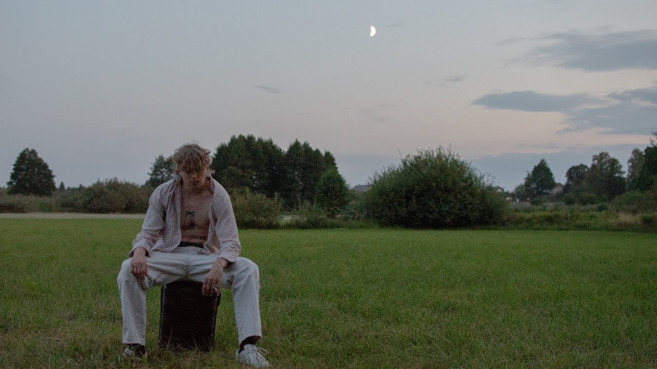 Zasypiamy w innych miastach.