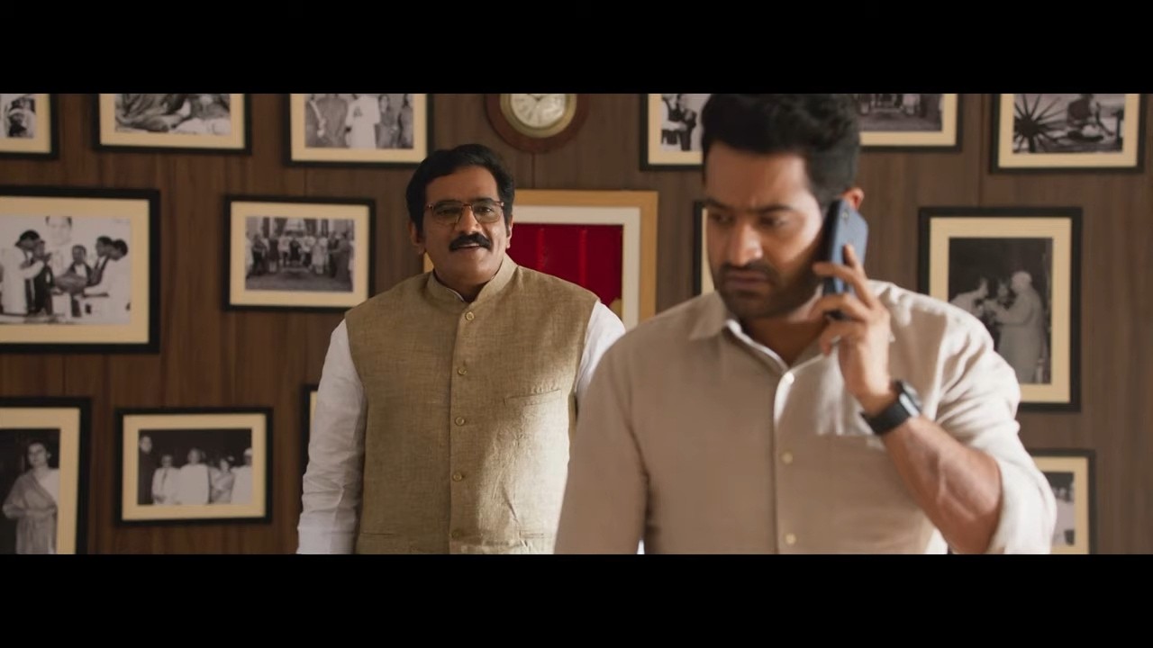 Jr NTR ने Phone Call पर ही Bala Reddy की फाड़ दी - Aravind Sametha - Jr NTR, Pooja Hegde