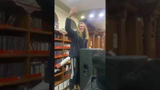 ריקודי שמחה חנוכה באומן תשפ"ה אצל הצדיק