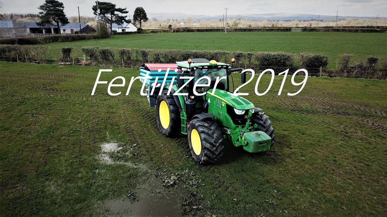 Lagan Bros Spreading Fertilizer (4K)
