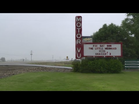 Parma Motor-Vu Drive-In Theater celebrates 70 years - YouTube