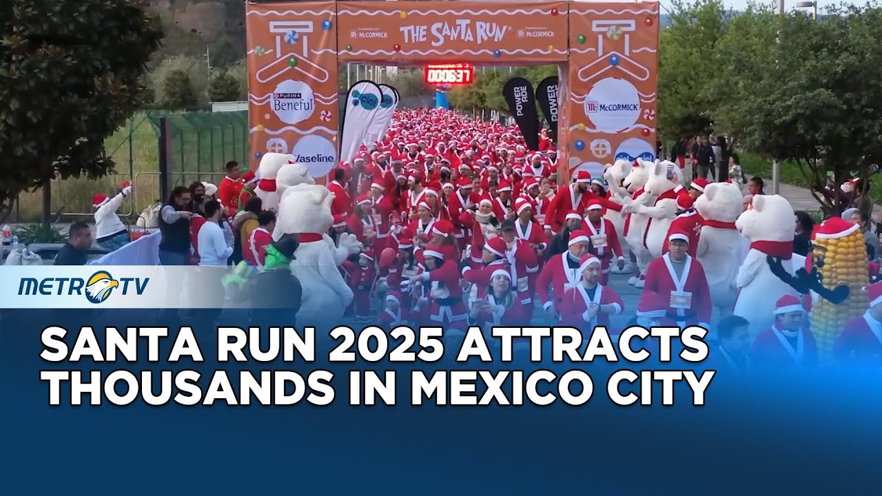 Santa Run 2025 Draws Thousands In Mexico City