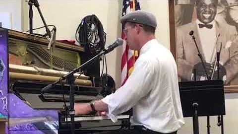 Richard Piano Scott plays Maple Leaf Rag