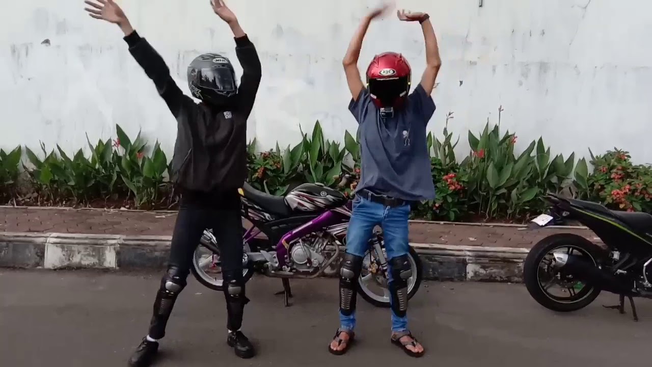 Helm challenge achmad018 minggu gila