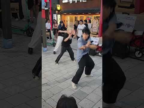 Kpop&amp;<strong>amp</strong>;JHKTV]Allure in hongdae 손오공 SEVENTEEN 얼루어 <strong>Son</strong> o gong(super) #shorts