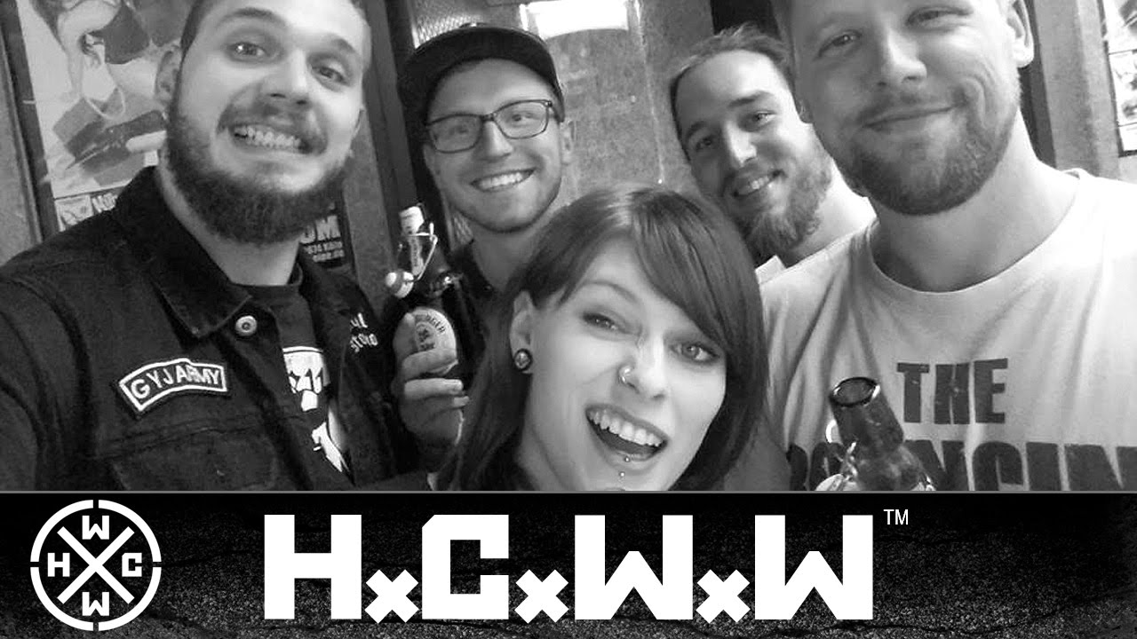 THE BLOODSTRINGS - HOLD THE LINE - HARDCORE WORLDWIDE (OFFICIAL D.I.Y. VERSION HCWW)