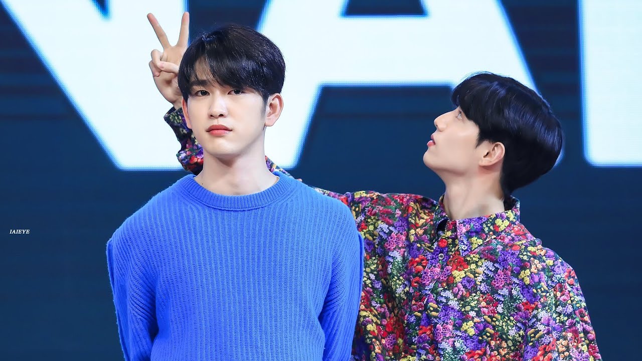 22/12/19
Mark & Jinyoung moment 