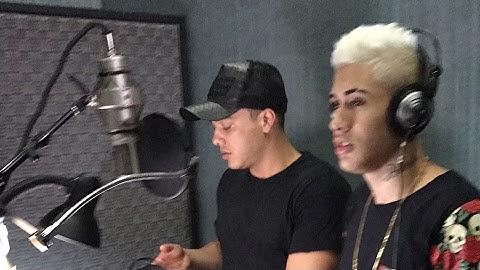 Wesley Safadão e MC Kevinho gravando Olha a Explosão