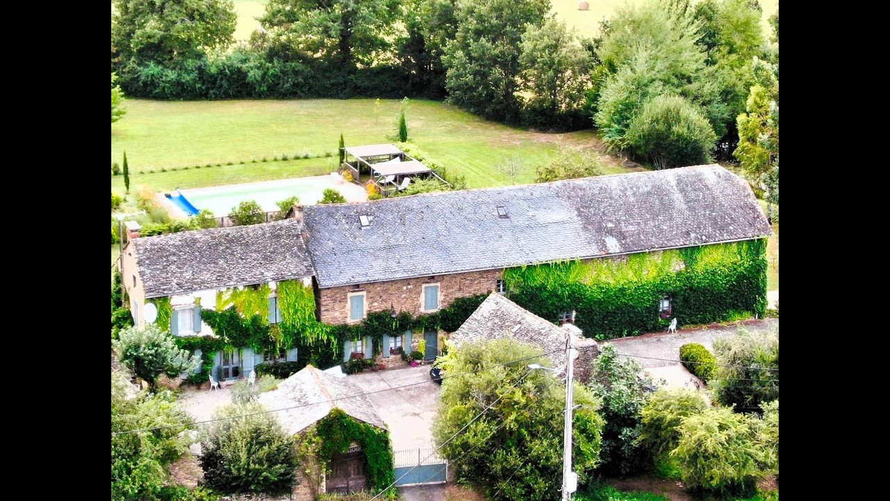 Idyllic farmhouse living in rural south of France