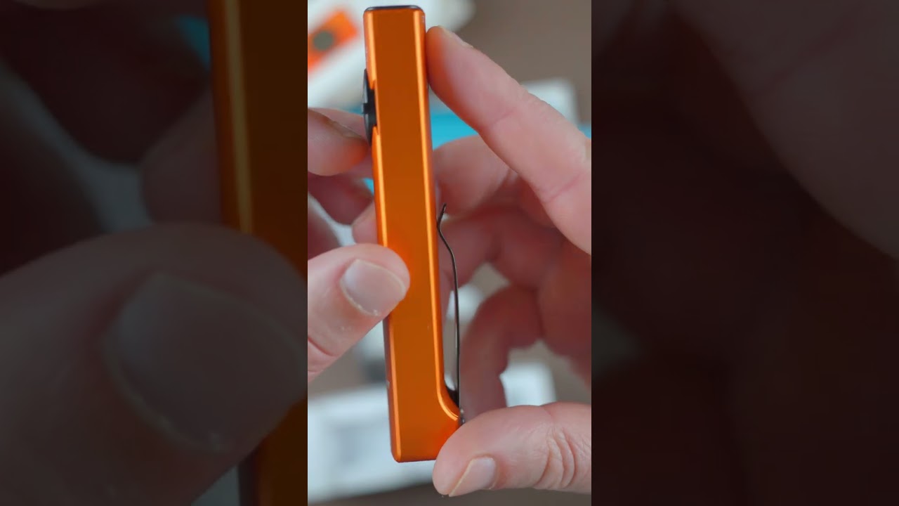 Lanterna Olight Arkfeld Laranja